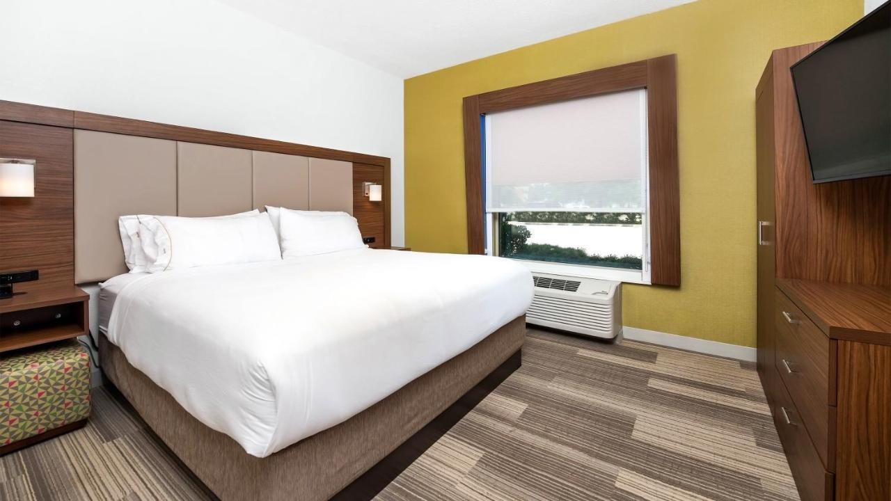 Holiday Inn Express Hotel And Suites Conroe By Ihg Exterior foto
