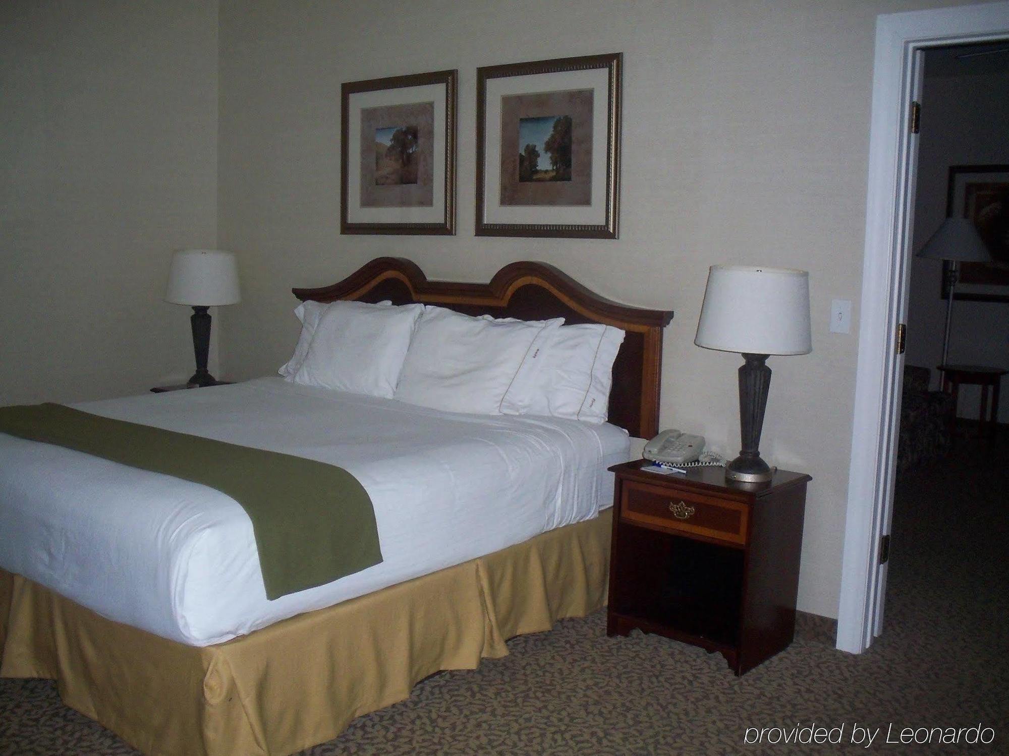 Holiday Inn Express Hotel And Suites Conroe By Ihg Exterior foto