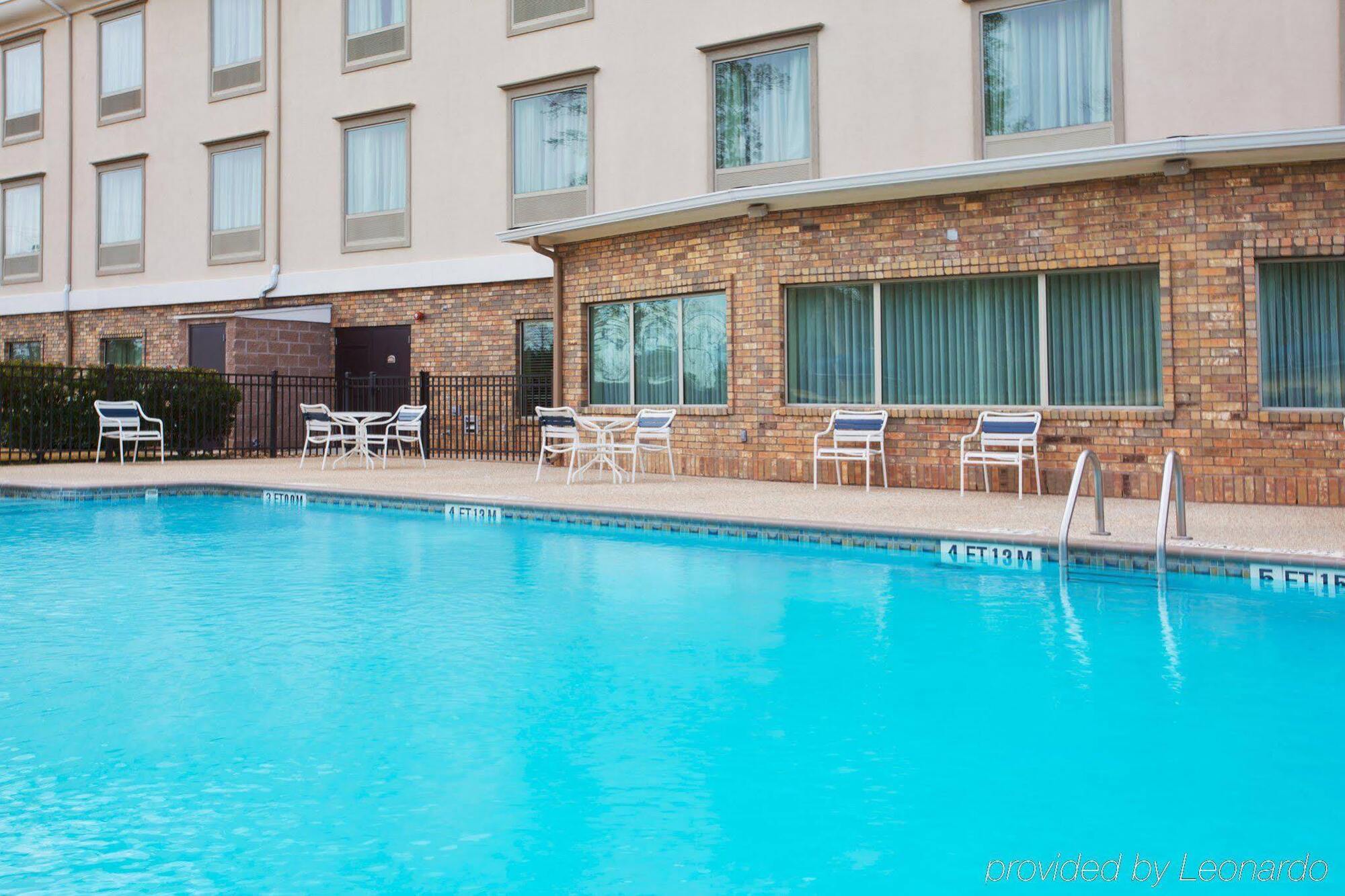 Holiday Inn Express Hotel And Suites Conroe By Ihg Exterior foto